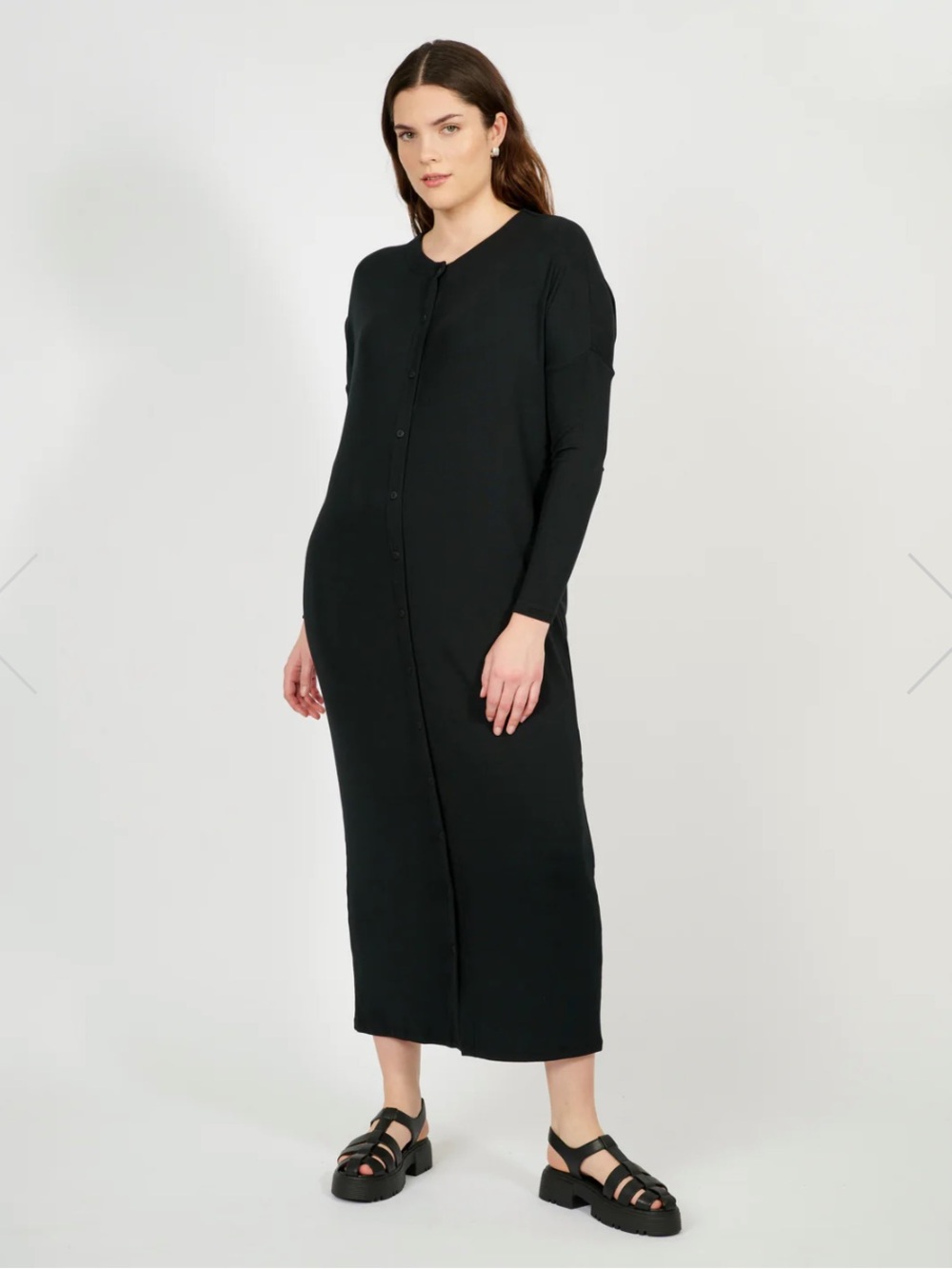 SOLIKA jaden button down long sleeve heaven ribbed black cocoon body maxi dress